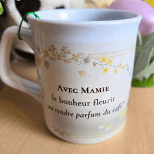mug mamie cadeau, tasse grand mère pâques, mug fleuri mamie, idée cadeau grand mère, tasse message mamie, cadeau pâques mamie