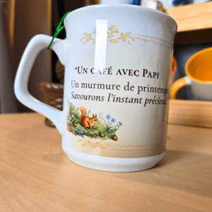 mug pâques papi, cadeau papi pâques, tasse grand père cadeau, mug écureuils pâques, idée cadeau papi original, tasse joyeuses pâques, mug personnalisé papi, cadeau grand père pâques, mug céramique pâques, tasse cadeau famille
